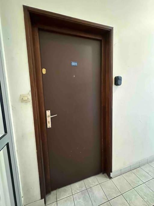 Appartement Confortable Laon Eksteriør billede
