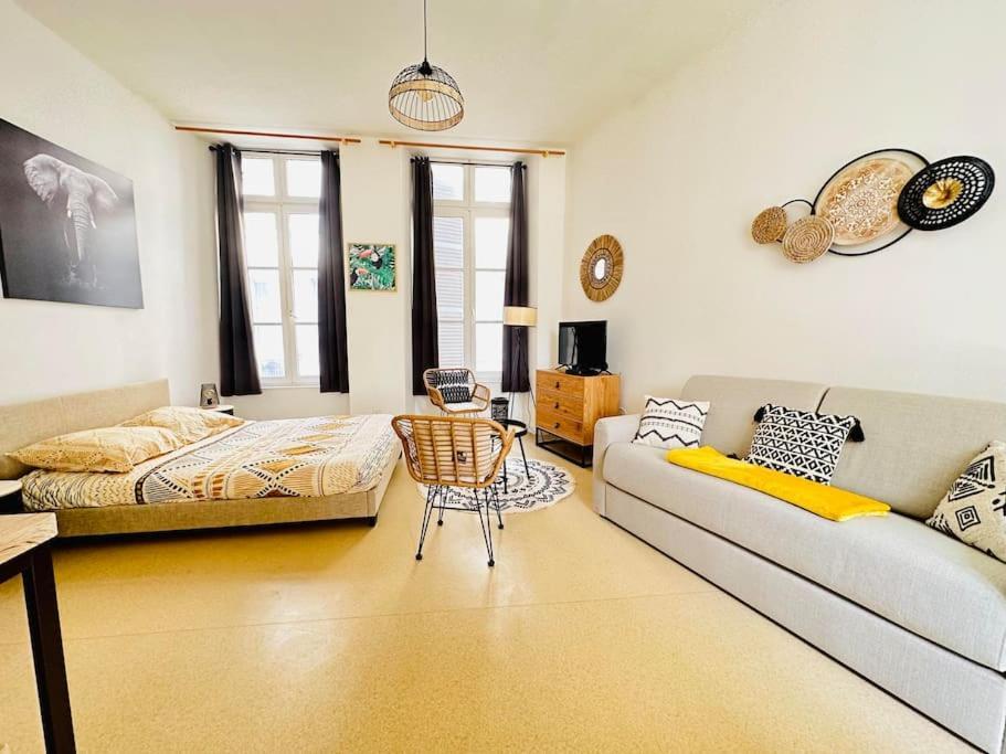 Appartement Confortable Laon Eksteriør billede